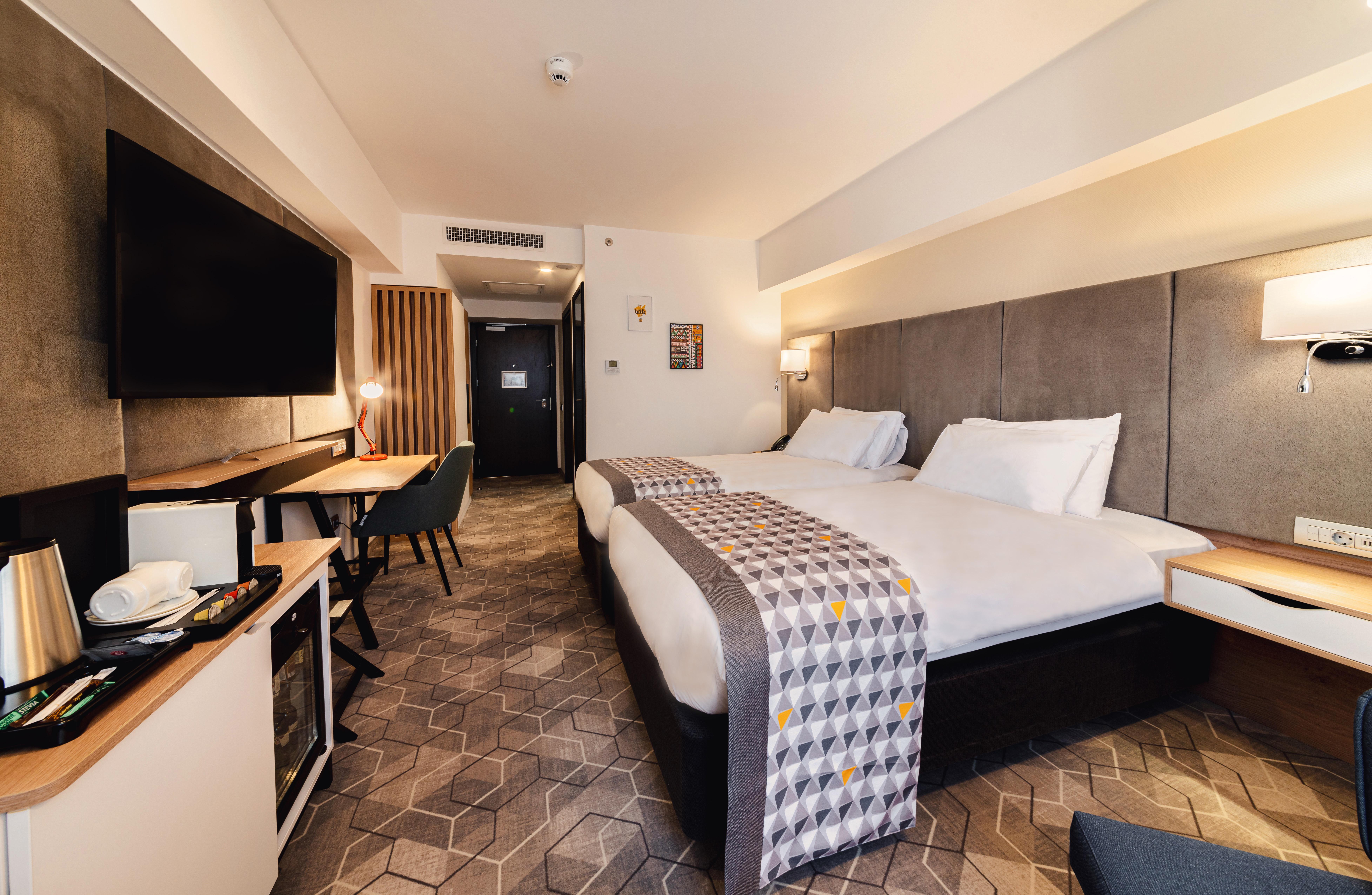 Holiday Inn Bucharest - Times, An Ihg Hotel Exterior foto
