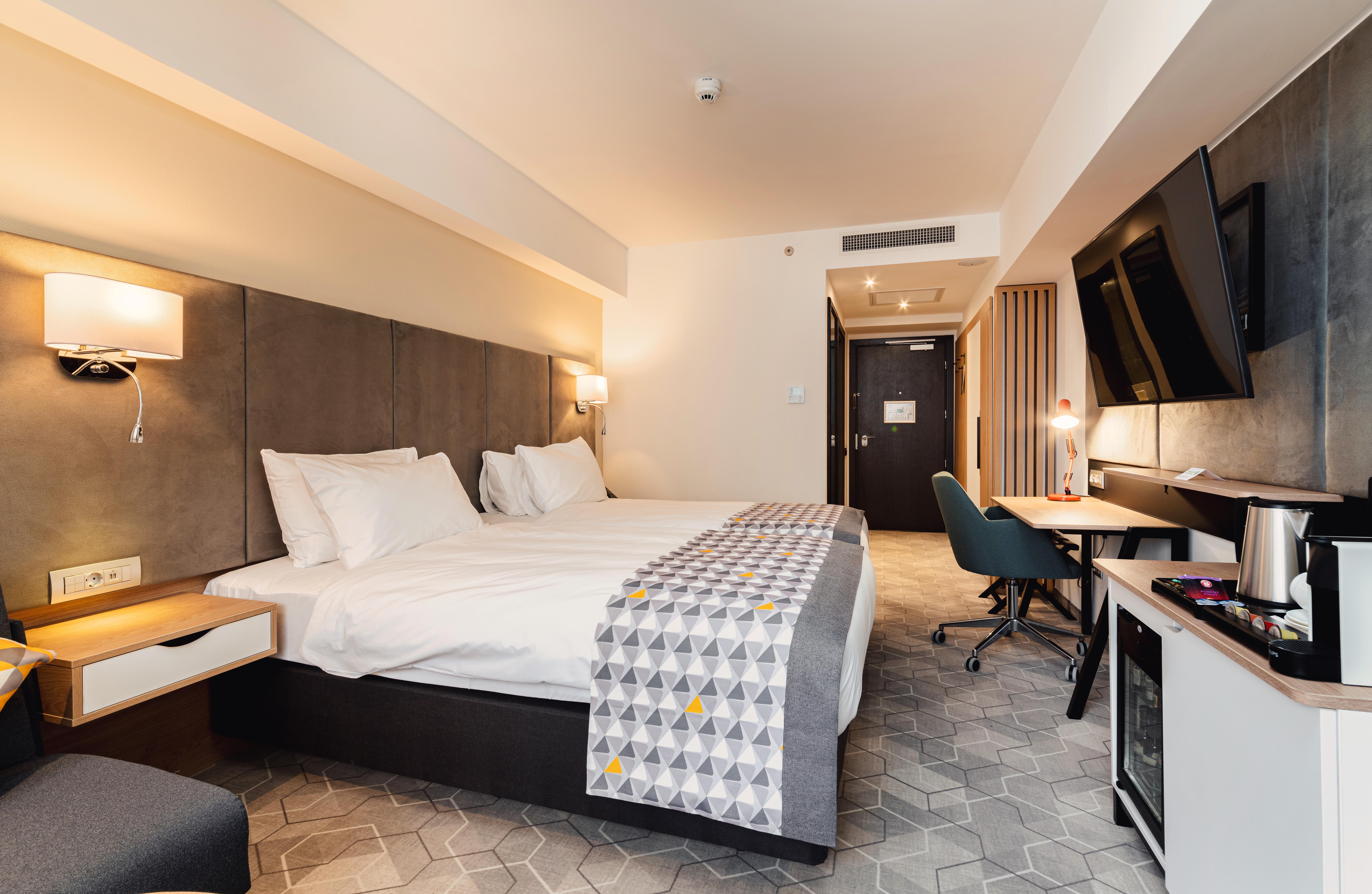 Holiday Inn Bucharest - Times, An Ihg Hotel Exterior foto