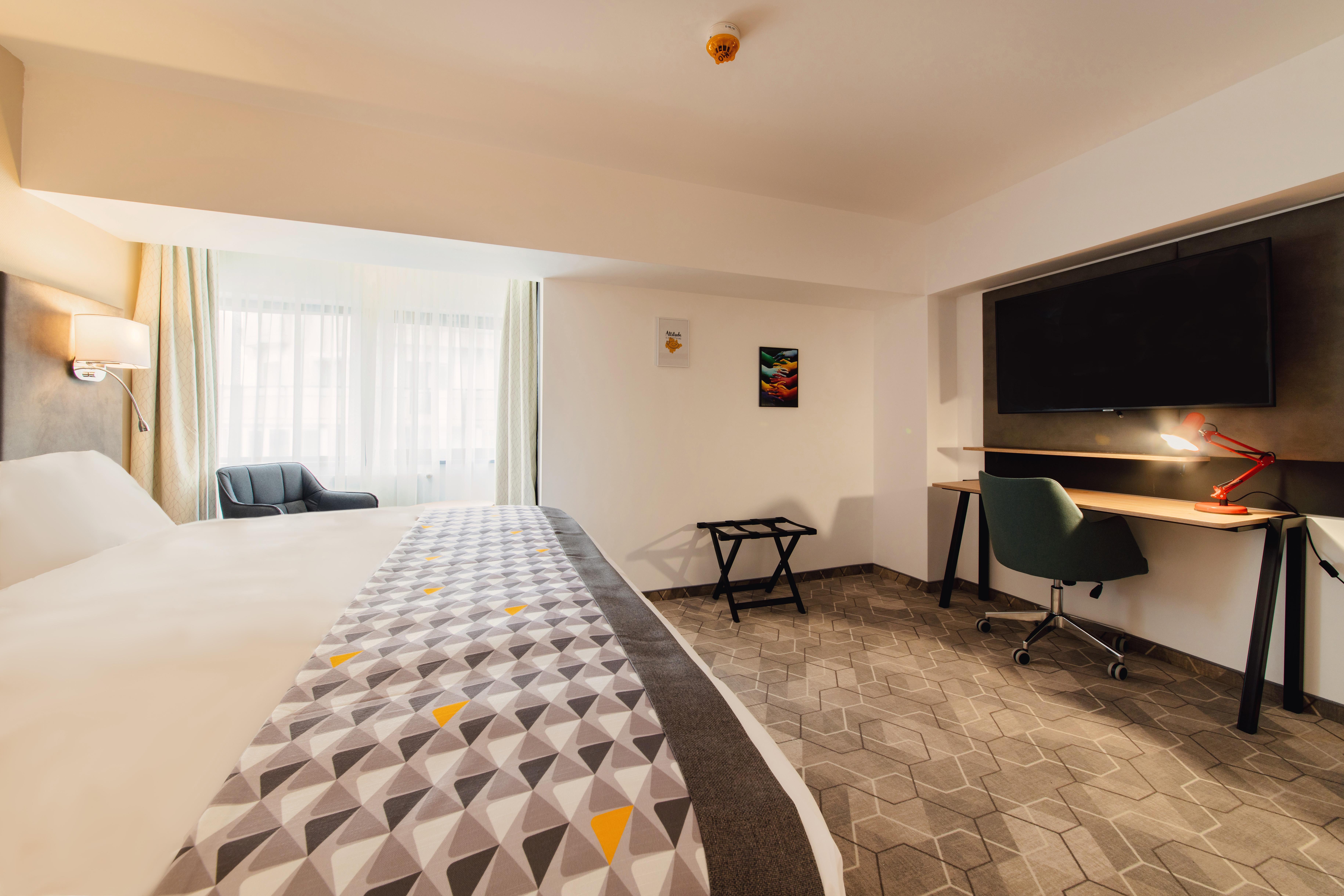 Holiday Inn Bucharest - Times, An Ihg Hotel Exterior foto