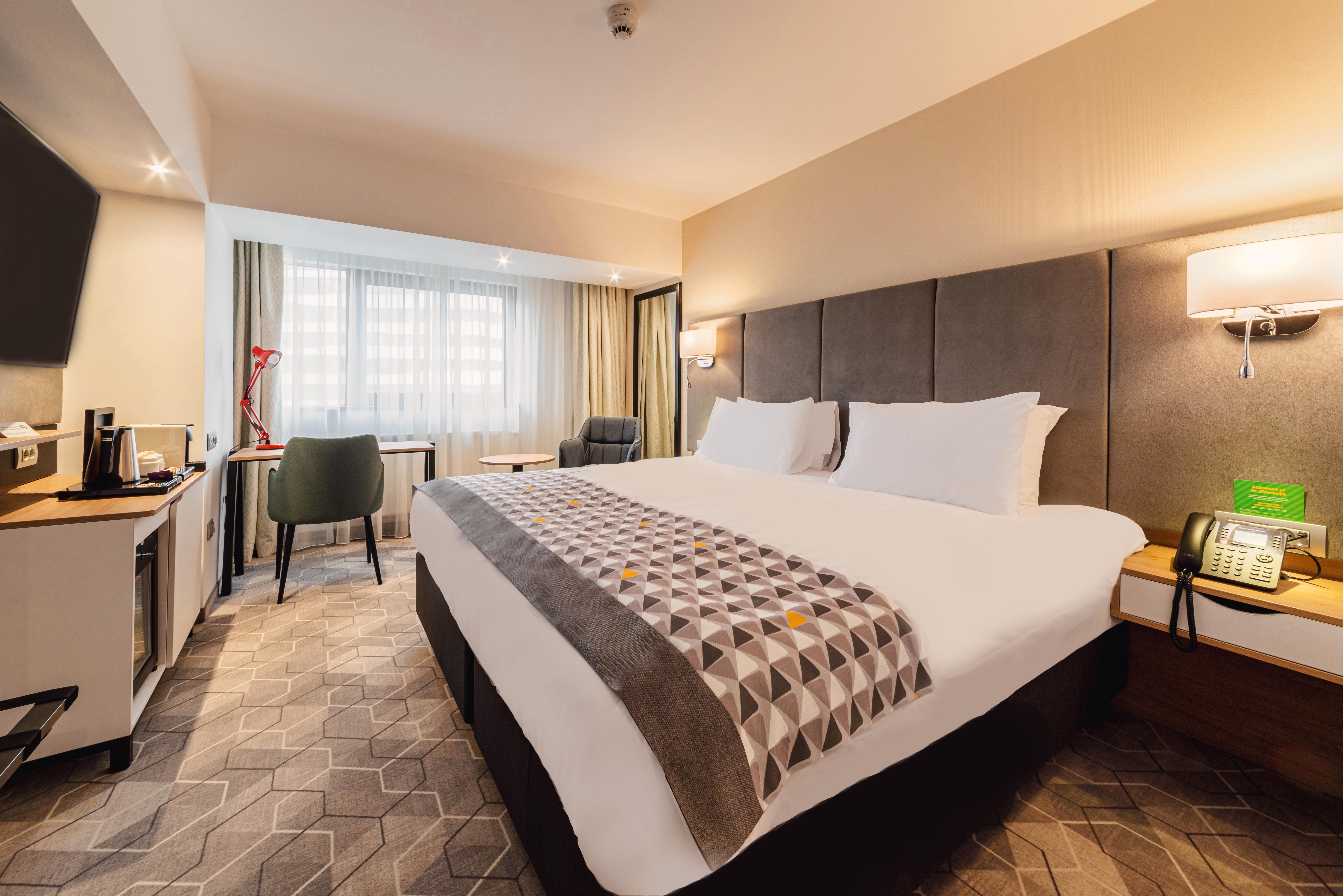 Holiday Inn Bucharest - Times, An Ihg Hotel Exterior foto