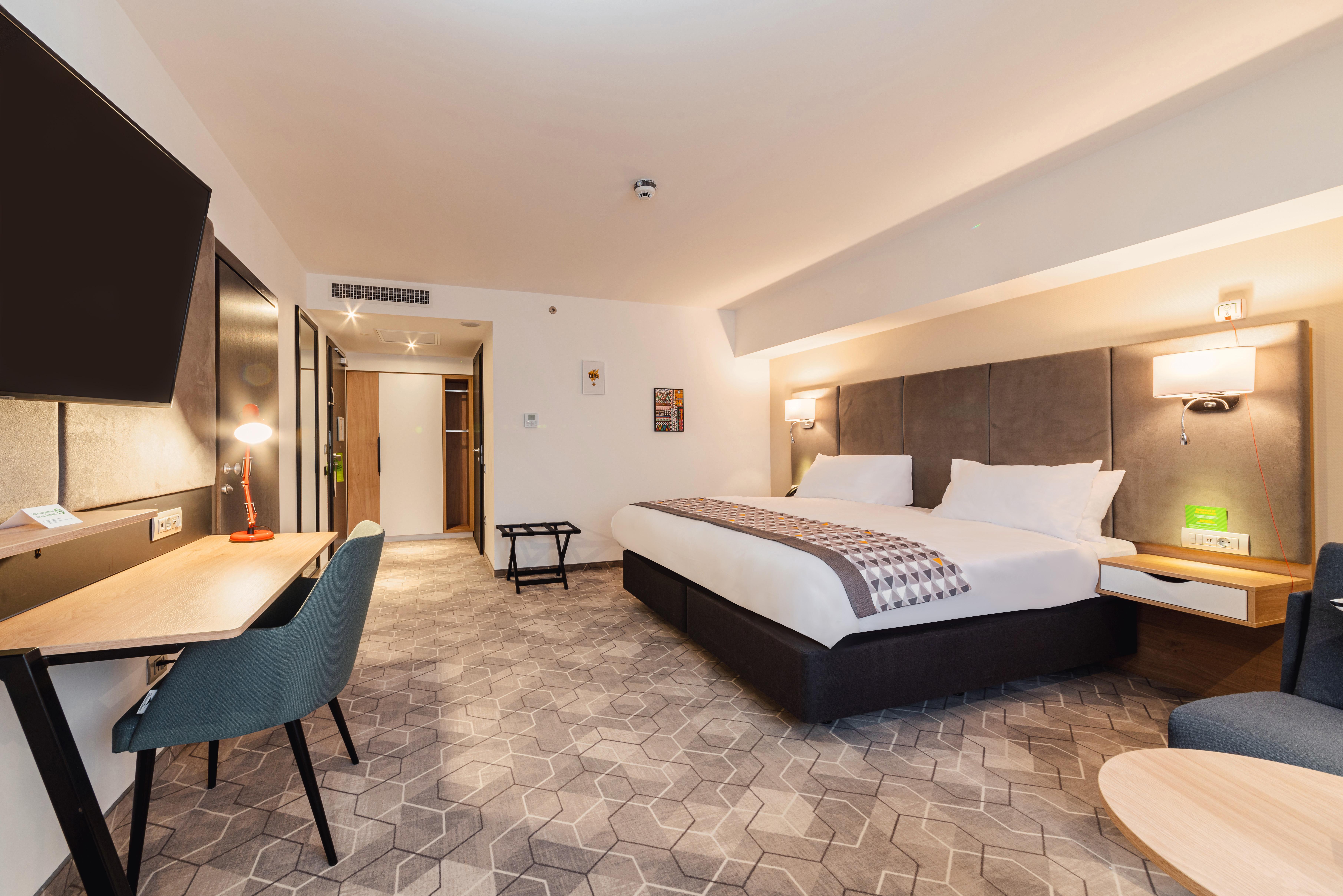 Holiday Inn Bucharest - Times, An Ihg Hotel Exterior foto